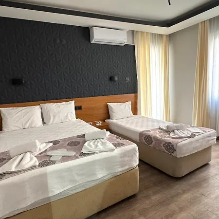 Hotell Titanium 2*